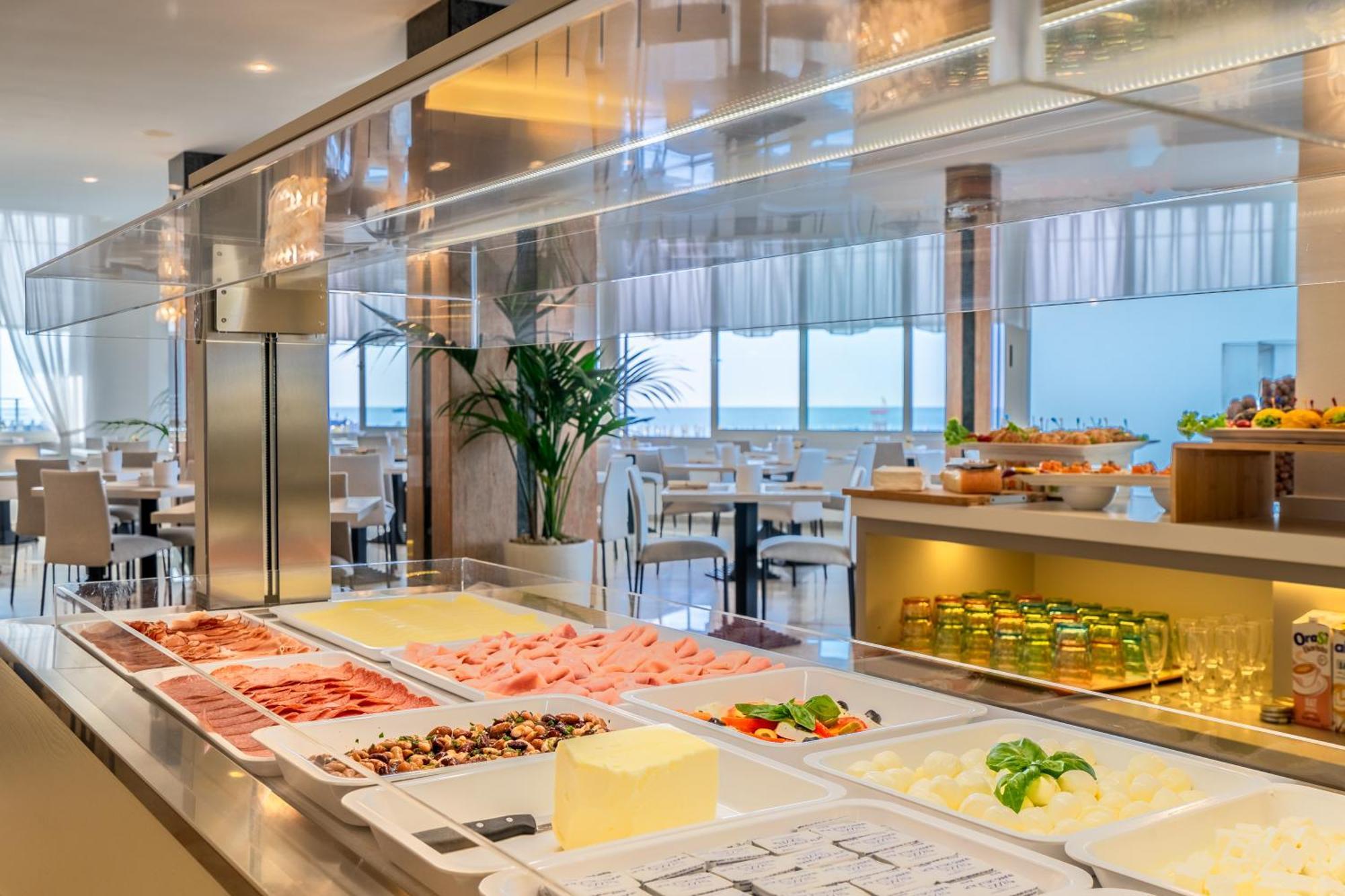 Hotel Montecarlo 3 Stelle Superior 카오를레 외부 사진