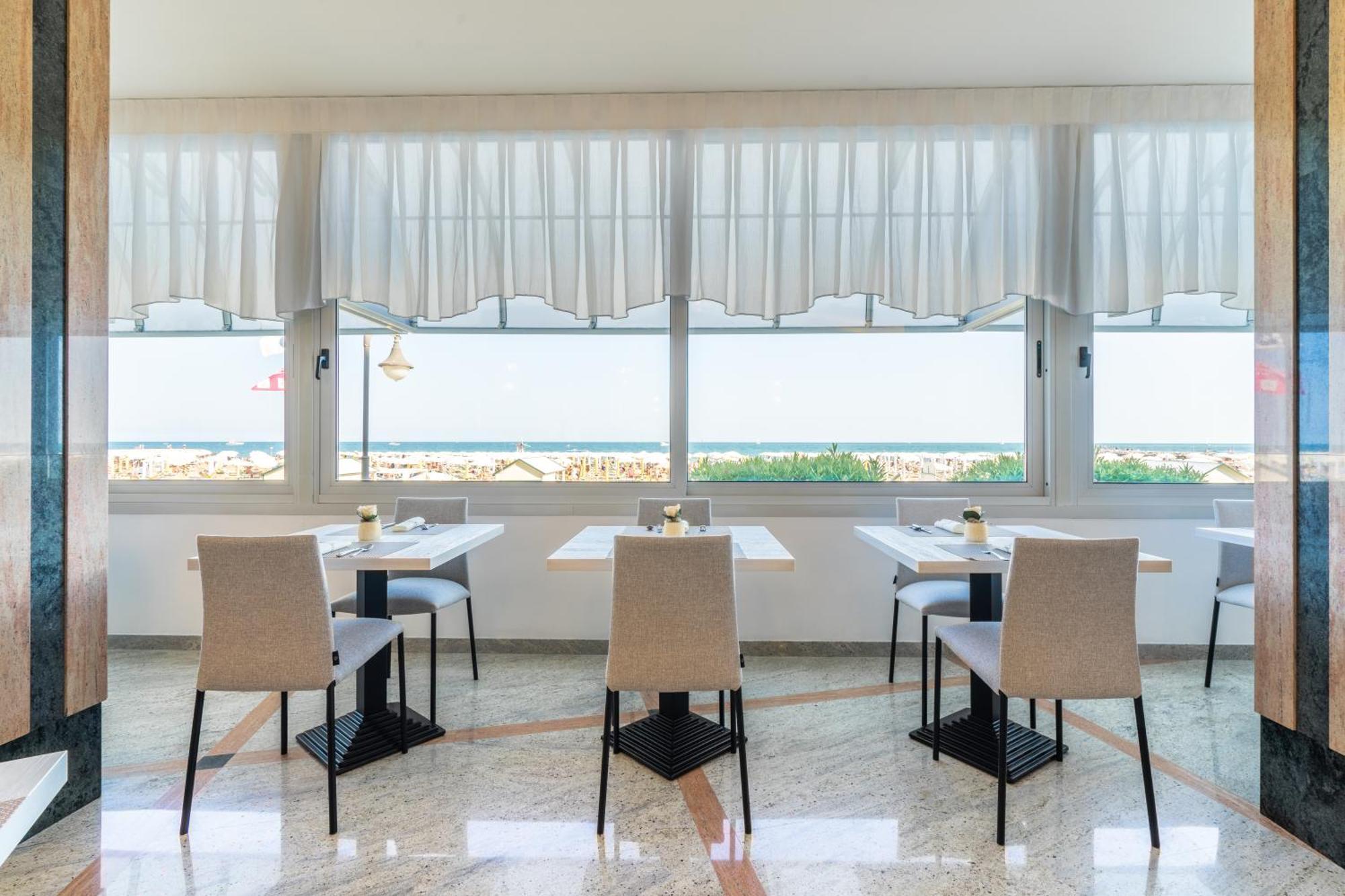 Hotel Montecarlo 3 Stelle Superior 카오를레 외부 사진