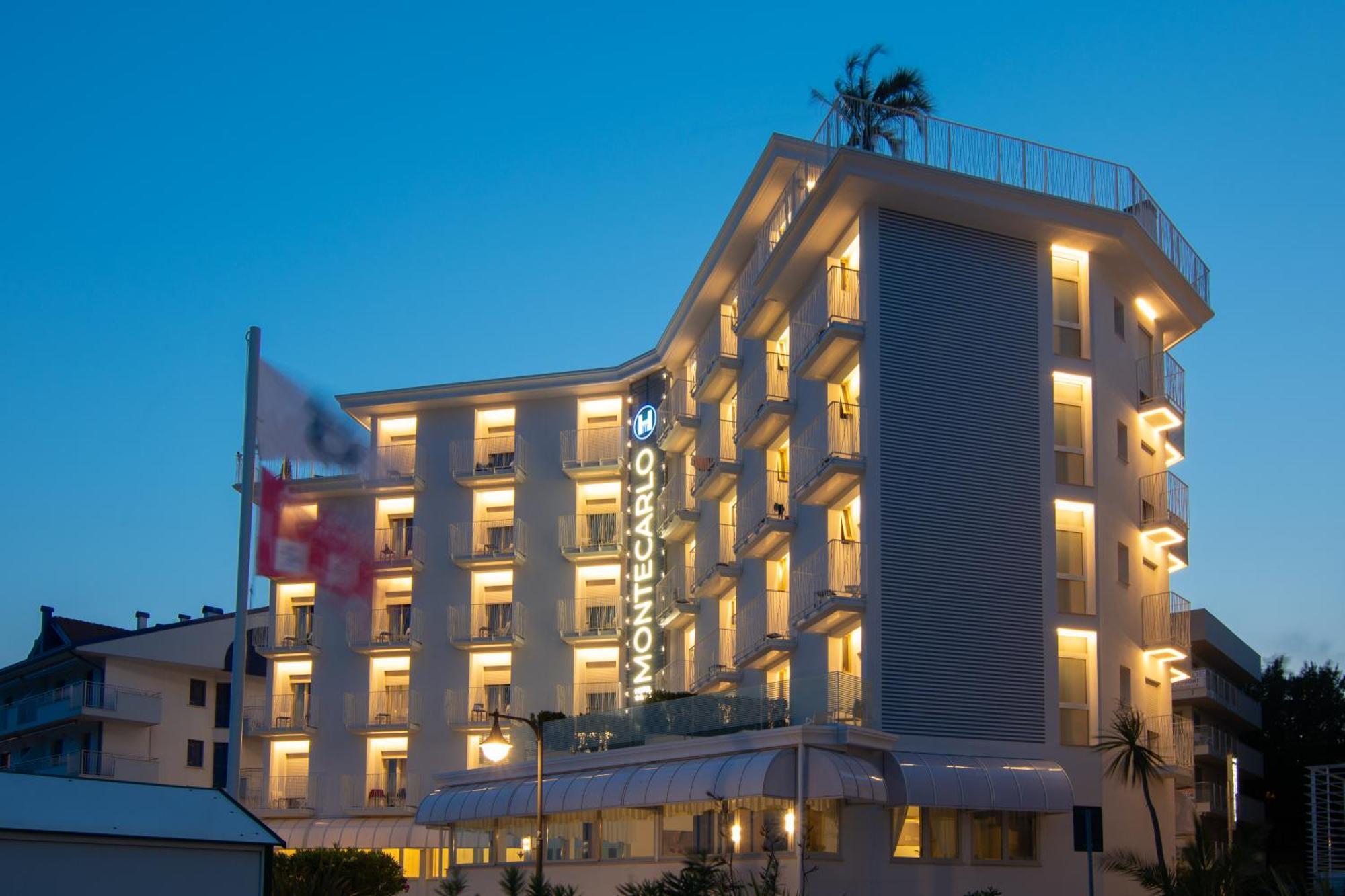 Hotel Montecarlo 3 Stelle Superior 카오를레 외부 사진