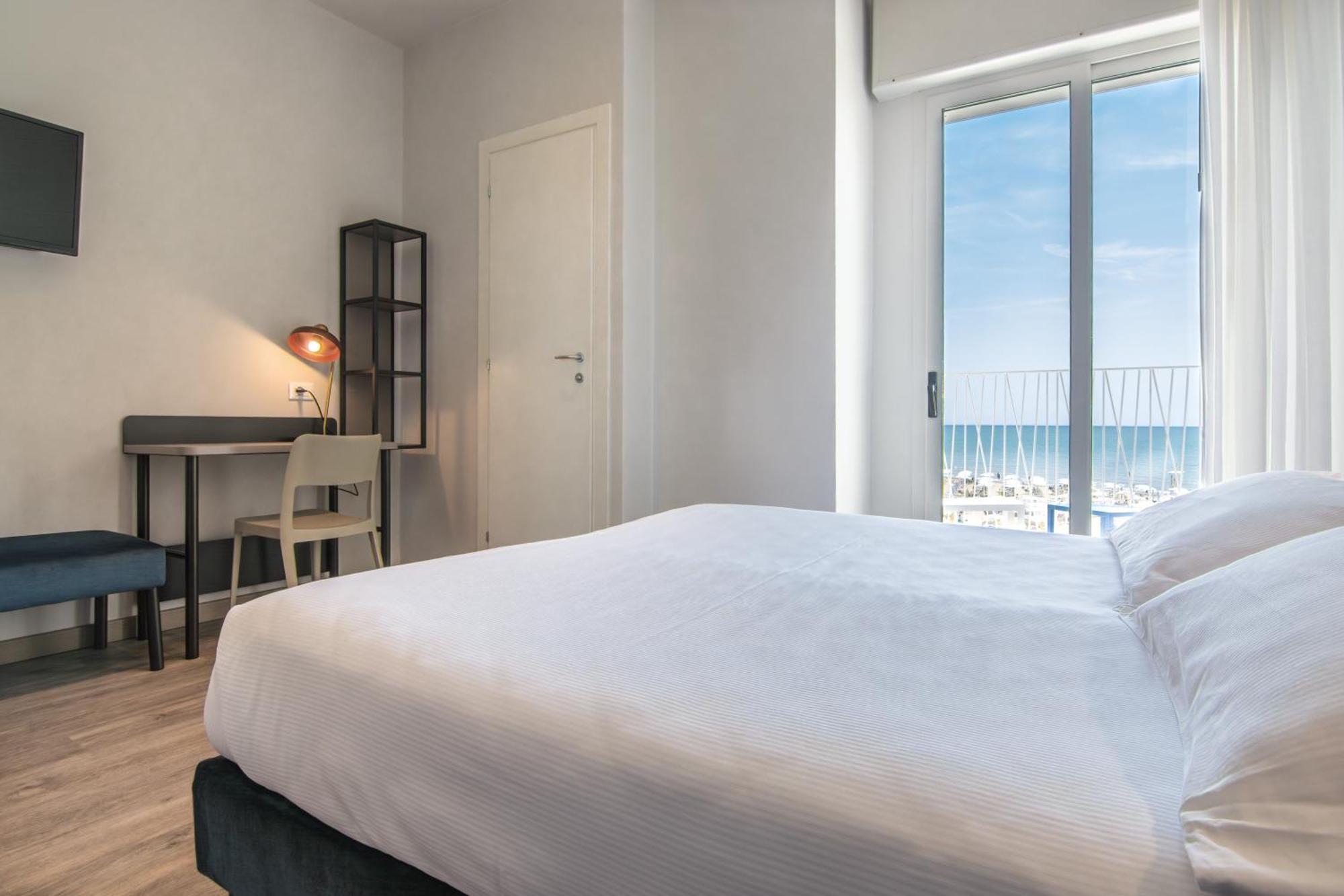Hotel Montecarlo 3 Stelle Superior 카오를레 외부 사진